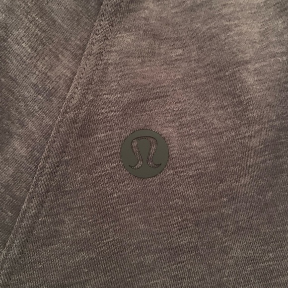 lululemon athletica Lifted Balance Asymmetrical Long Sleeve Top size 4 - Picture 7 of 8